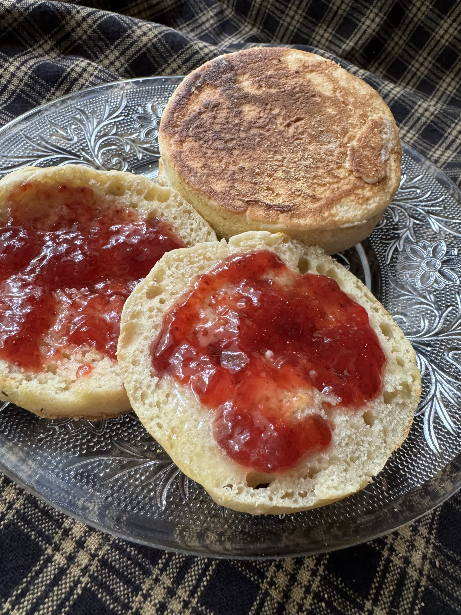 english muffins with a sweet touch of maple sugar